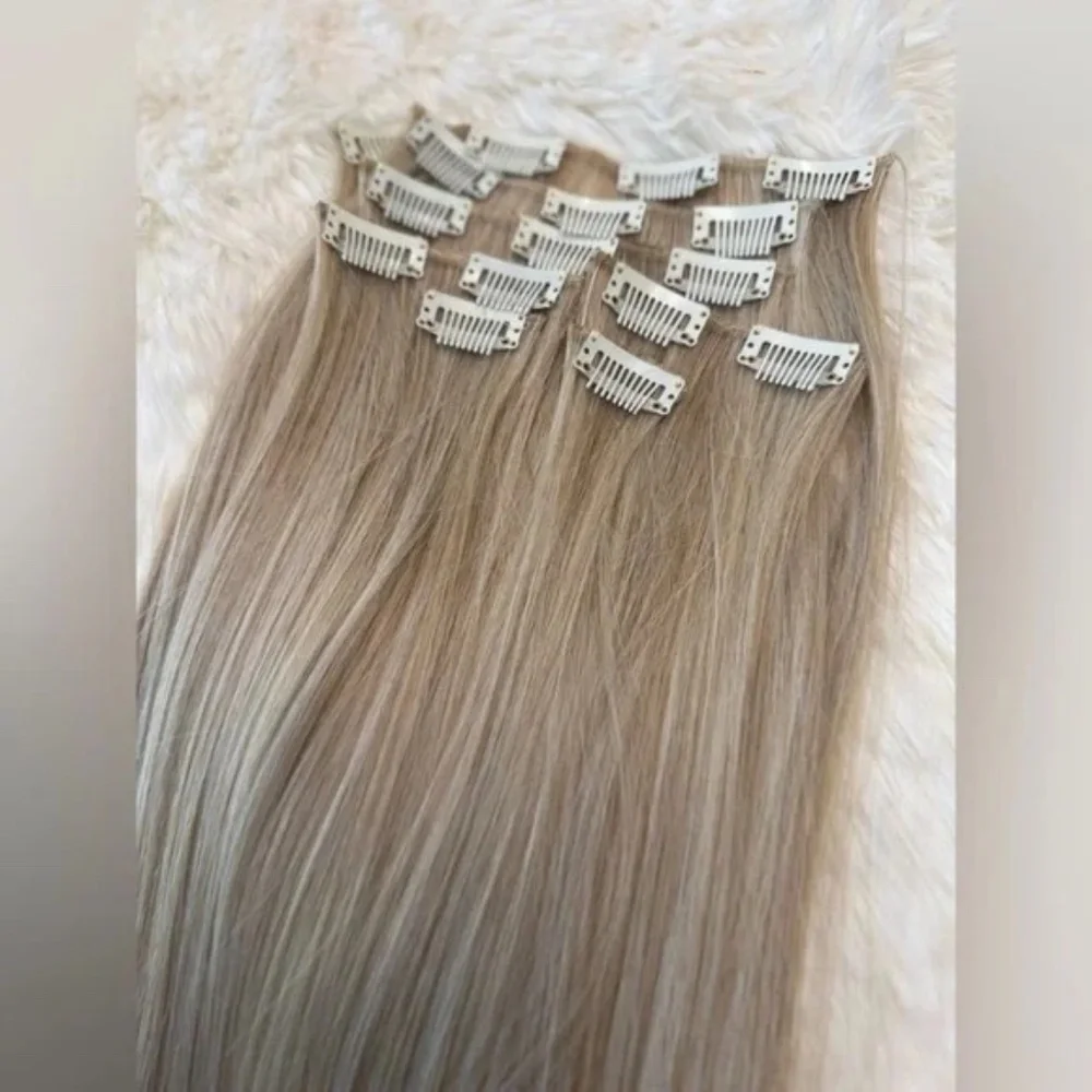 24 in Blonde with Highlights Straight long Hair Extensions - Picture 7 of 8